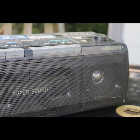 yorx super sounds newave Model No.P1215 portable radio double deck - Picture 3 of 8